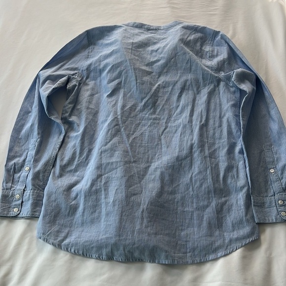 Vineyard Vines Blue/White Pinstripe Embroidered Long Sleeve - Picture 2 of 3